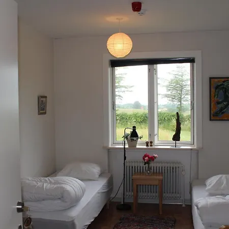 Aktivitetshuset Solhjem Hostel *